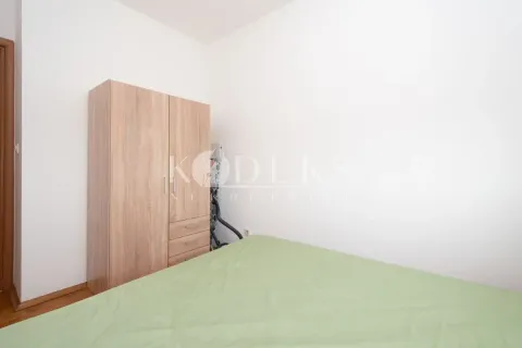 Rent, one bedroom apartment, 34m², Stari Aerodrom, Podgorica - image 5