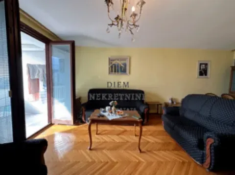 Prodaja, dvosoban stan, 82m², Centar, Bar - image 13