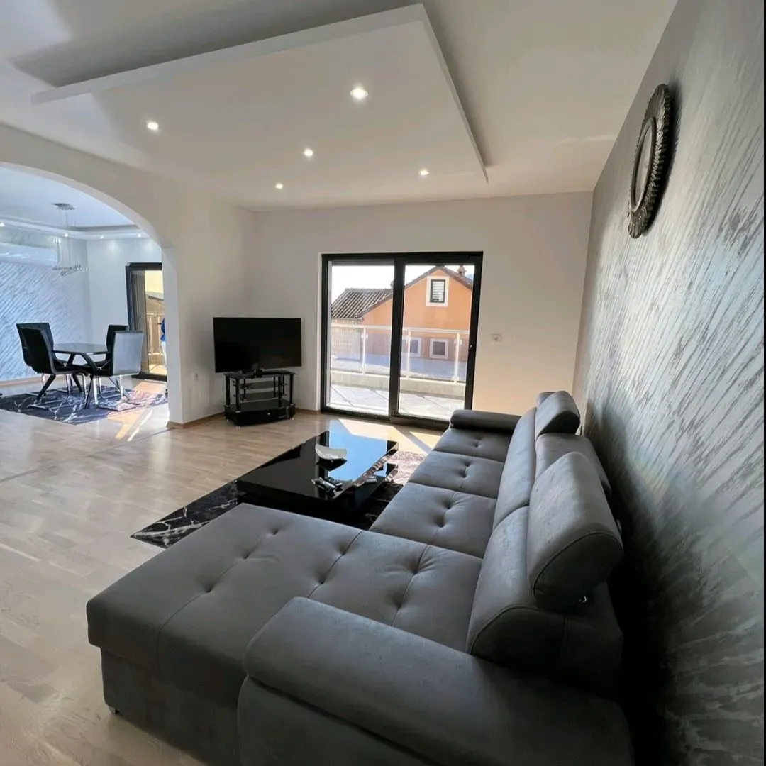 Rent, two bedroom apartment, 100m², Igalo-Petlja, Herceg Novi