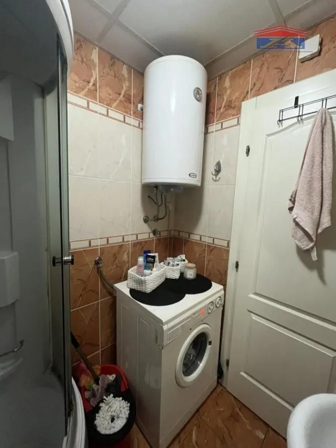 Izdavanje, garsonjera, 23m², Grbavica, Novi Sad Sve Podlokacije