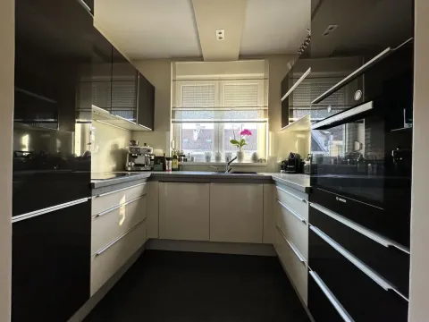 Sale, four bedroom apartment, 134m², Grbavica, Novi Sad Sve Podlokacije - image 8