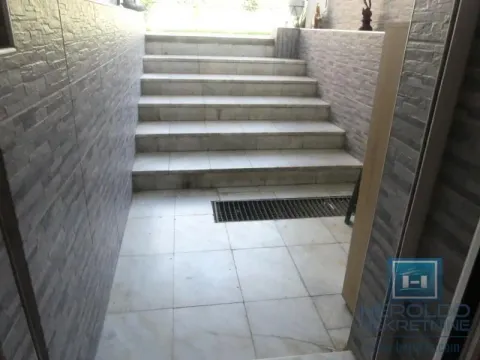 Prodaja, kuća, 380m², Pivara, Jagodina - image 14