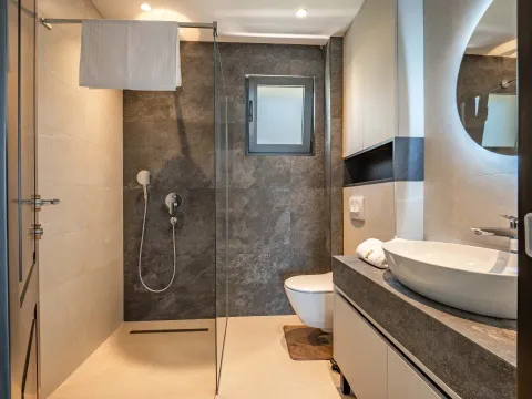 Prodaja, kuća, 318m², Reževići, Budva - image 95