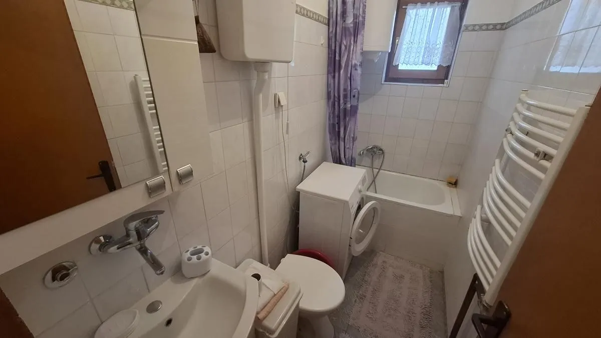 Rent, one bedroom apartment, 47m², Grbavica, Novi Sad Sve Podlokacije