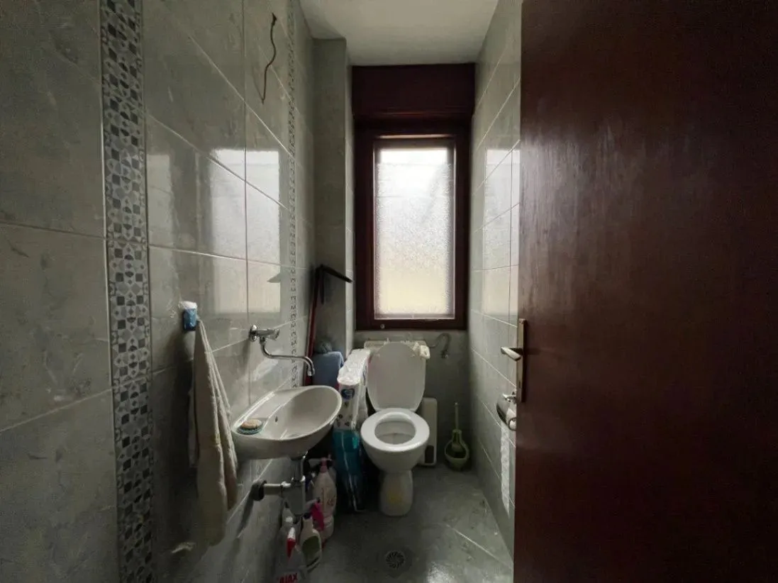 Prodaja, kuća, 296m², Podgorica, Crna Gora