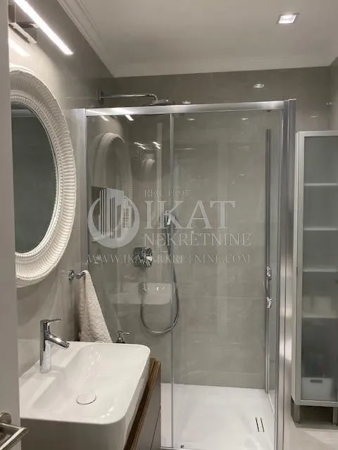 Izdavanje, dvosoban stan, 50m², Novi Beograd Sve Podlokacije, Beograd