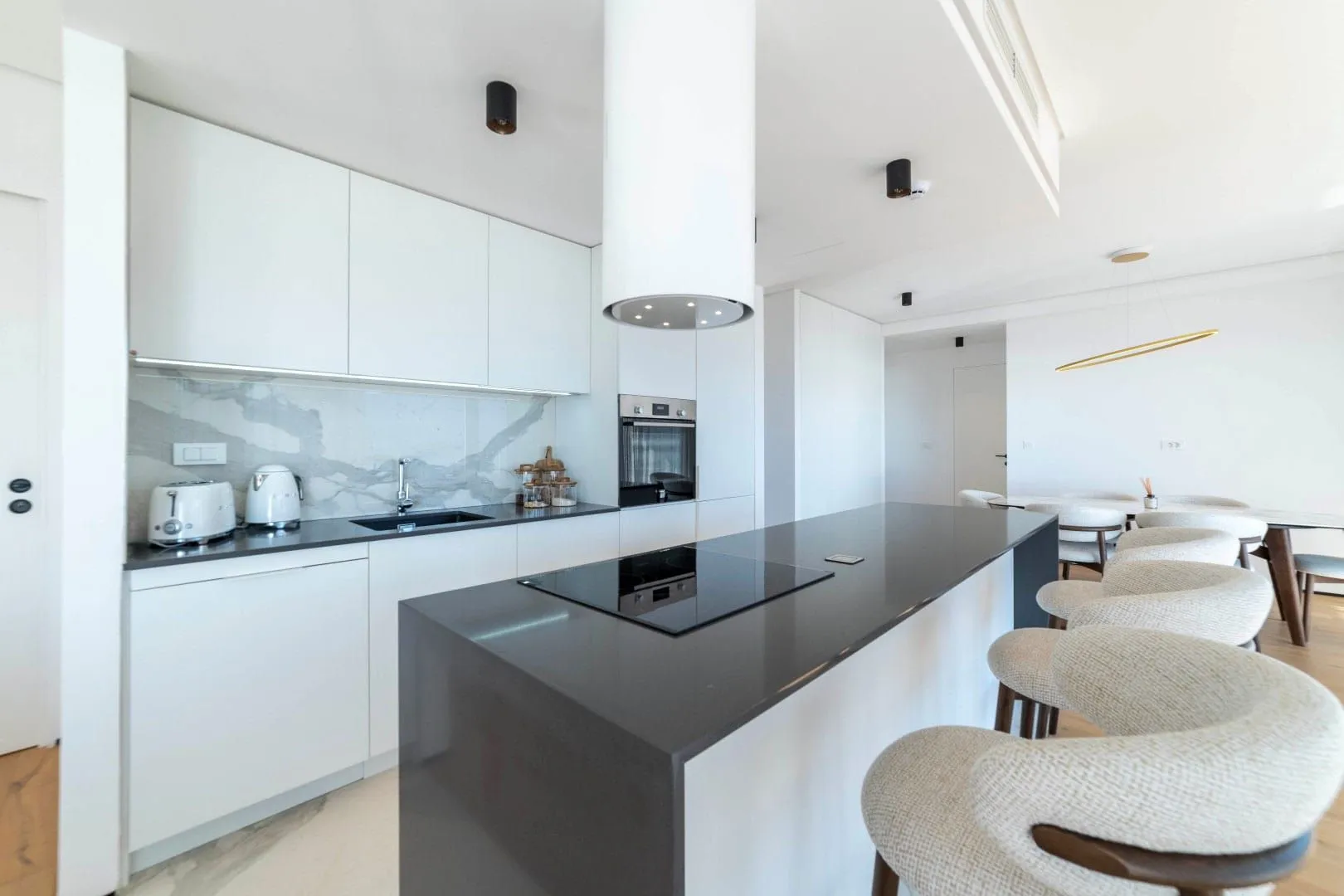 Sale, three bedroom apartment, 125m², Vidikovac, Budva
