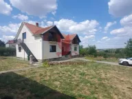 Prodaja, kuća, 280m², Centar, Topola - image 1