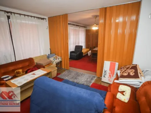 Sale, house, 300m², Kragujevac, Srbija - image 25