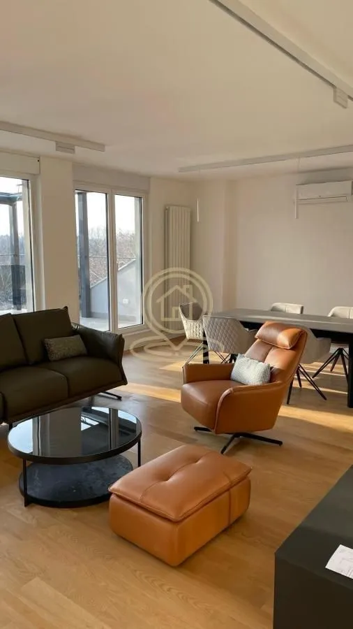 Rent, four bedroom apartment, 151m², Voždovac Sve Podlokacije, Beograd