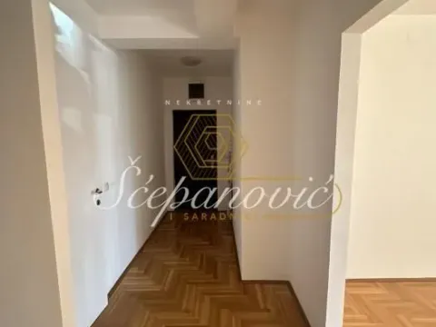 Prodaja, trosoban stan, 86m², Bulevar Oslobodjenja, Novi Sad Sve Podlokacije - image 3