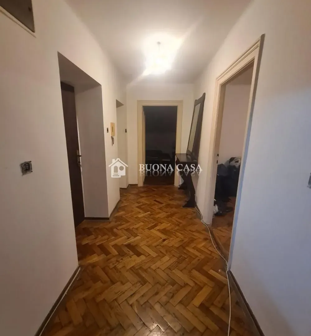 Prodaja, trosoban stan, 67m², Stari Grad, Beograd