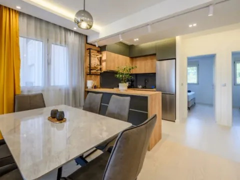 Rent, two bedroom apartment, 70m², Sveta Vrača, Kotor - image 3