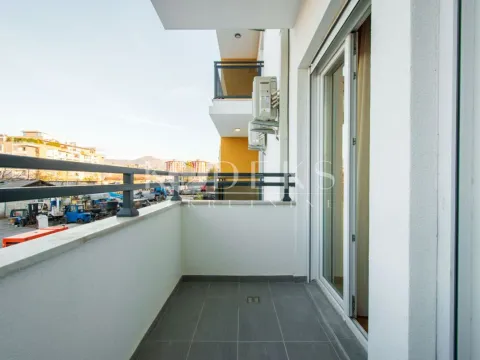 Izdavanje, jednosoban stan, 44m², Pobrežje, Podgorica - image 9