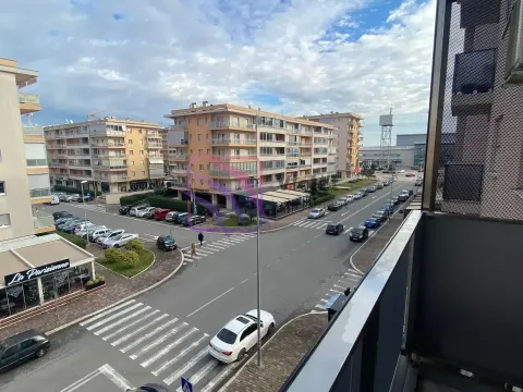 Izdavanje, jednosoban stan, 47m², City Kvart, Podgorica - image 5