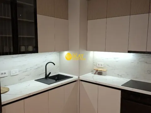 Izdavanje, trosoban stan, 74m², Savski Venac, Beograd - image 3