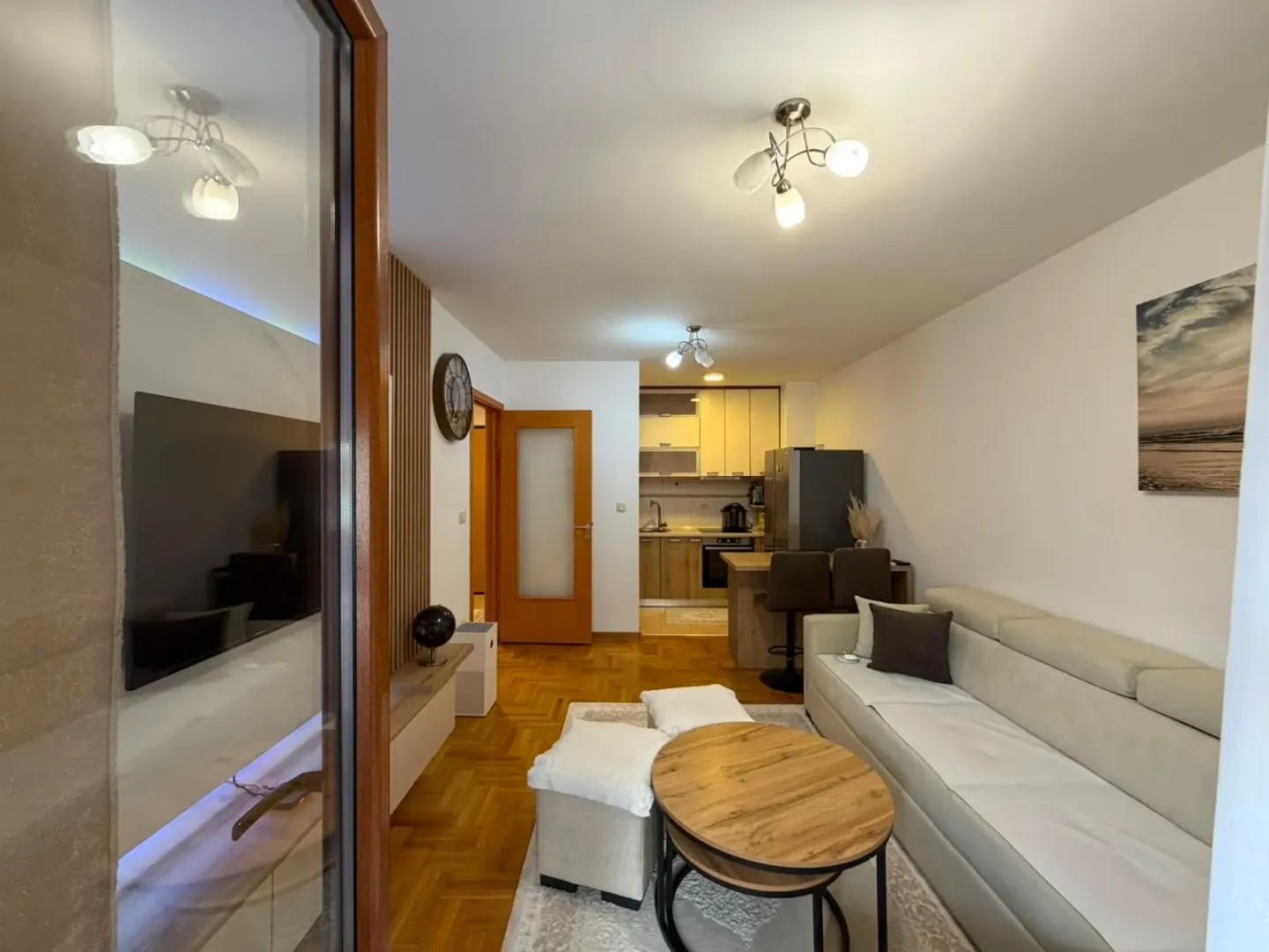 Prodaja, jednosoban stan, 42m², Stari Aerodrom, Podgorica