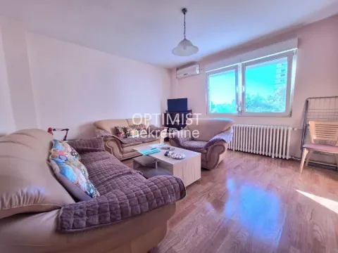 Rent, three bedroom apartment, 68m², Voždovac Sve Podlokacije, Beograd - image 2