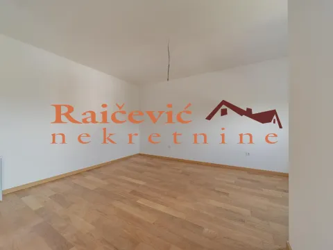 Prodaja, četvorosoban stan, 82m², Trošarina, Voždovac Sve Podlokacije - image 13
