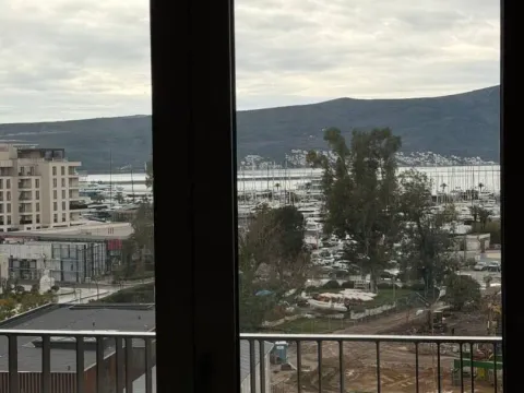 Rent, one bedroom apartment, 50m², Porto Montenegro, Tivat - image 3