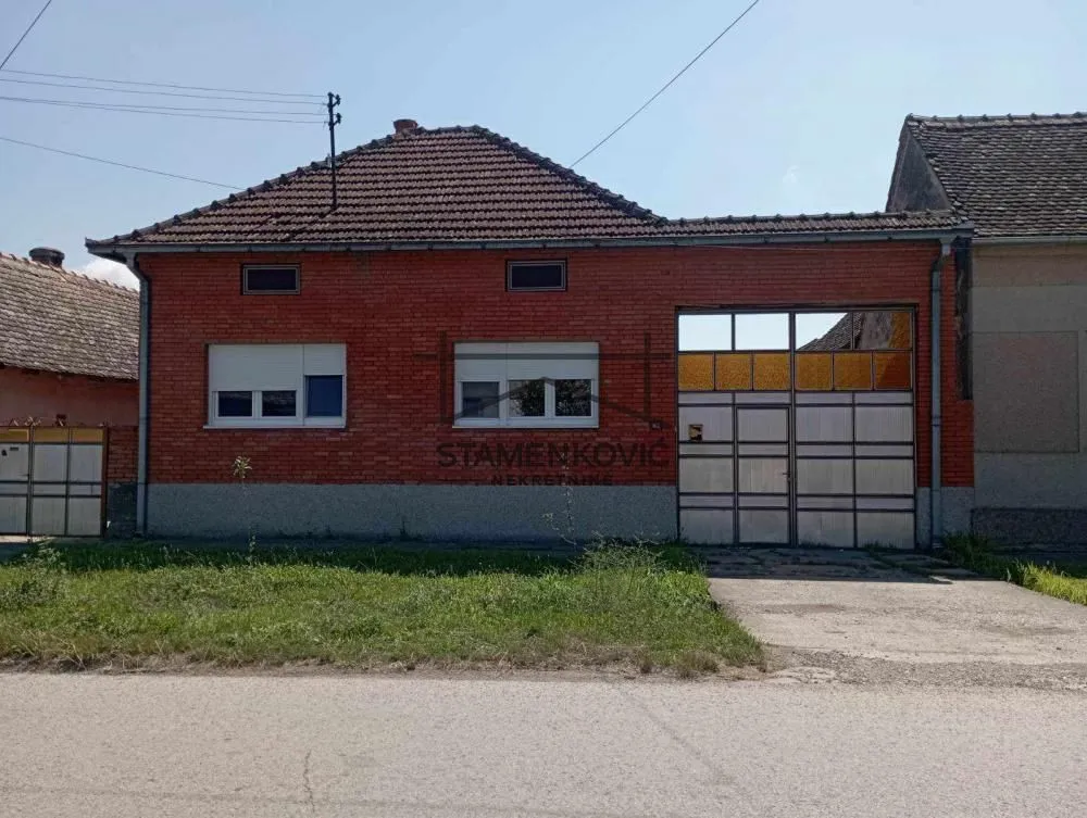 Prodaja, kuća, 187m², Sremska Mitrovica, Srbija