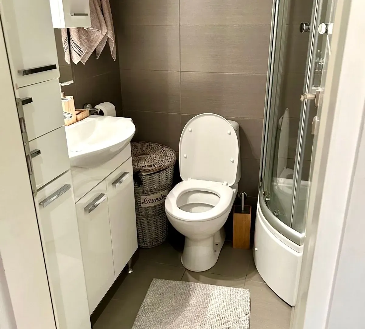 Prodaja, jednosoban stan, 38m², Central Point, Podgorica