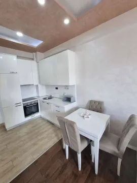 Rent, one bedroom apartment, 44m², Centar, Budva - image 7