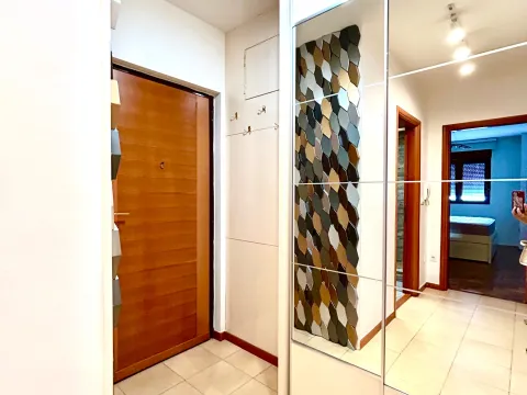 Izdavanje, dvosoban stan, 55m², Preko Morače, Podgorica - image 6