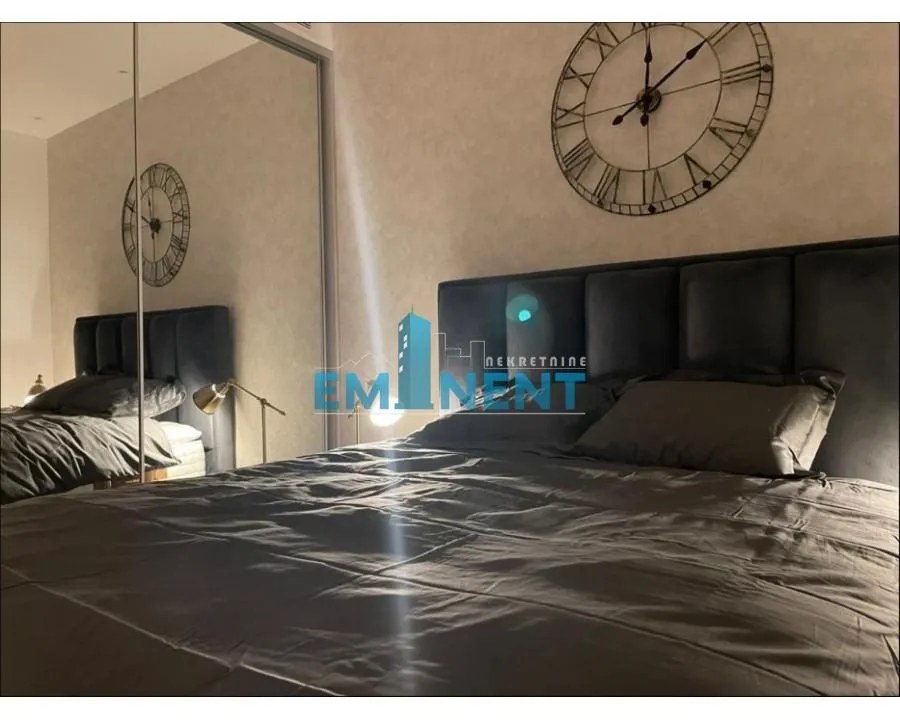 Izdavanje, dvosoban stan, 55m², Stari Grad, Beograd