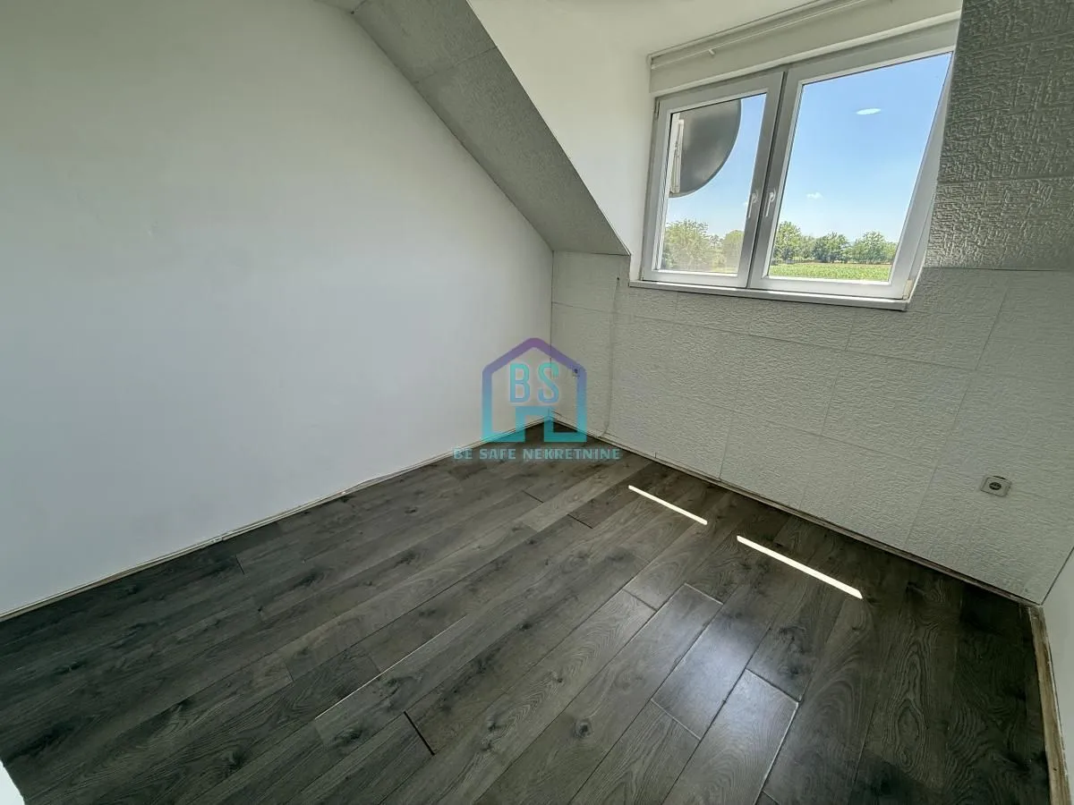Prodaja, trosoban stan, 64m², Temerin, Novi Sad