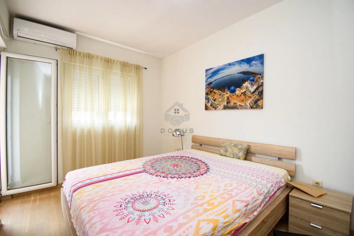 Rent, two bedroom apartment, 70m², City Kvart, Podgorica