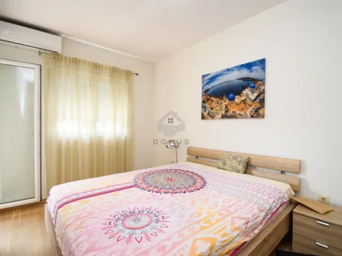 Rent, two bedroom apartment, 70m², City Kvart, Podgorica - image 10