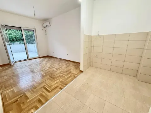 Prodaja, jednosoban stan, 54m², Budva, Crna Gora