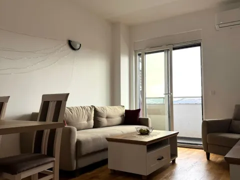 Rent, one bedroom apartment, 47m², Centar, Bar - image 4