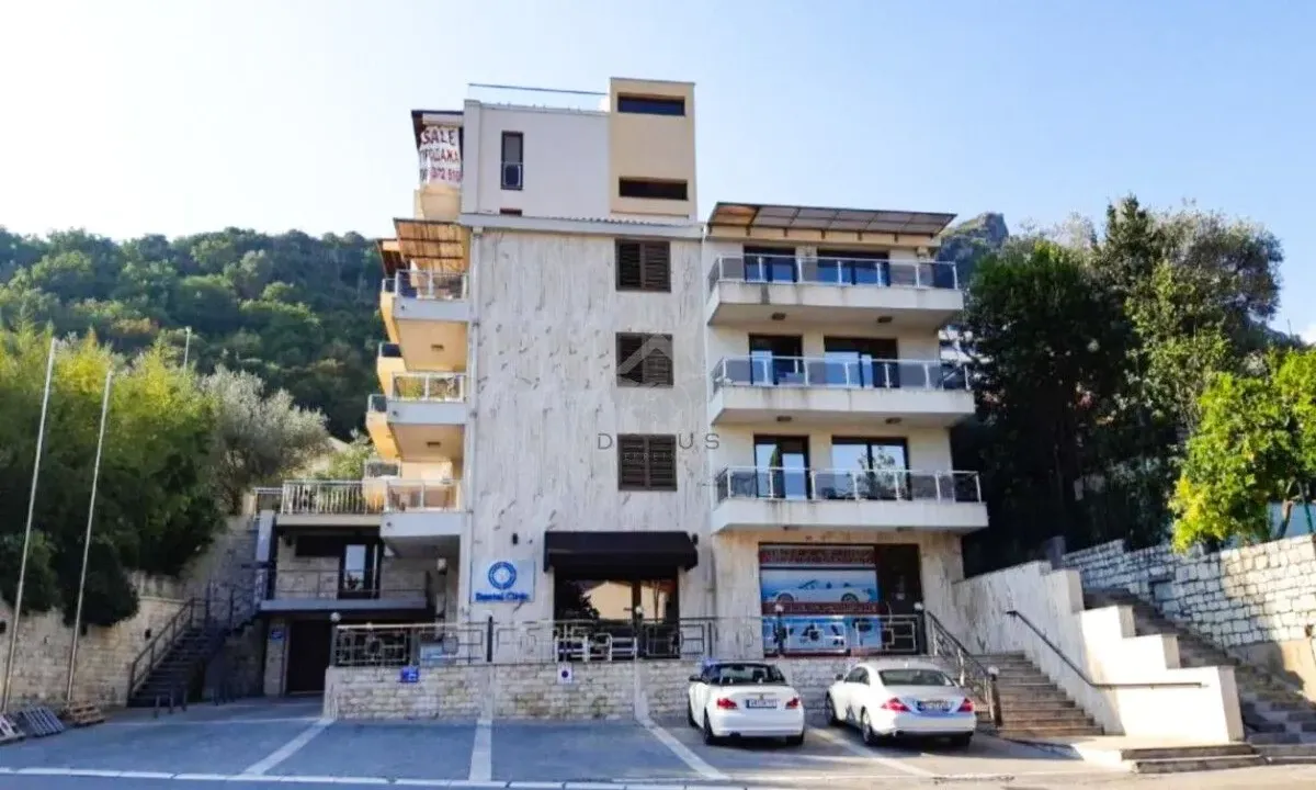 Izdavanje, jednosoban stan, 50m², Budva, Crna Gora