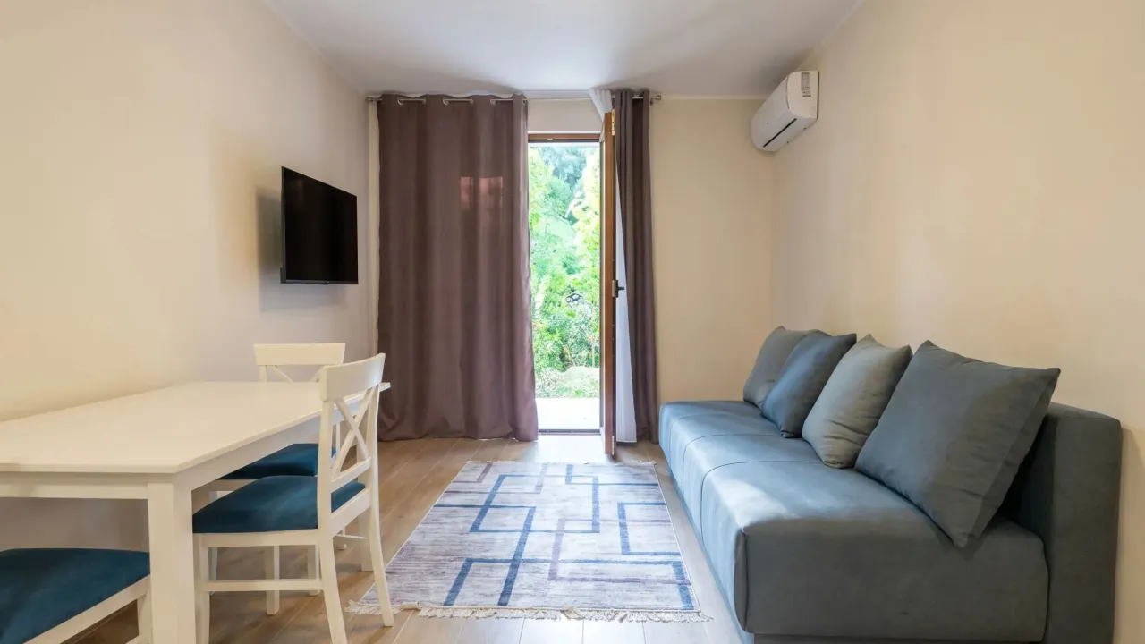 Prodaja, jednosoban stan, 53m², Centar, Herceg Novi