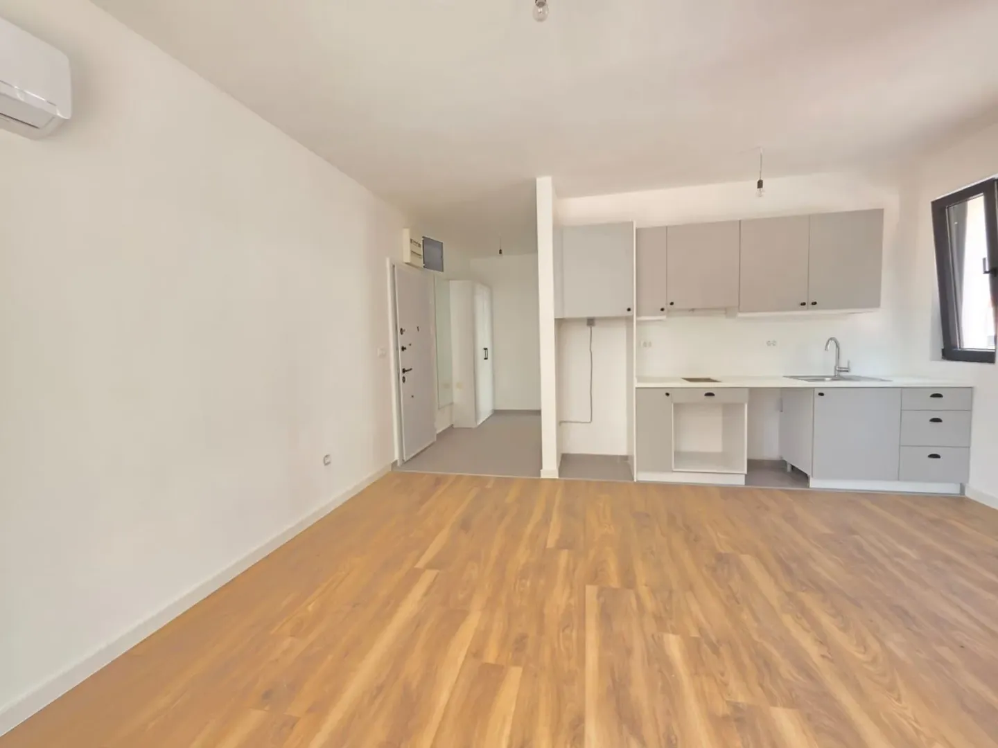 Prodaja, jednosoban stan, 40m², Budva, Crna Gora