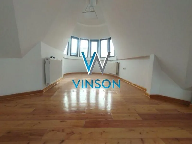 Prodaja, četvorosoban stan, 136m², Centar, Novi Sad