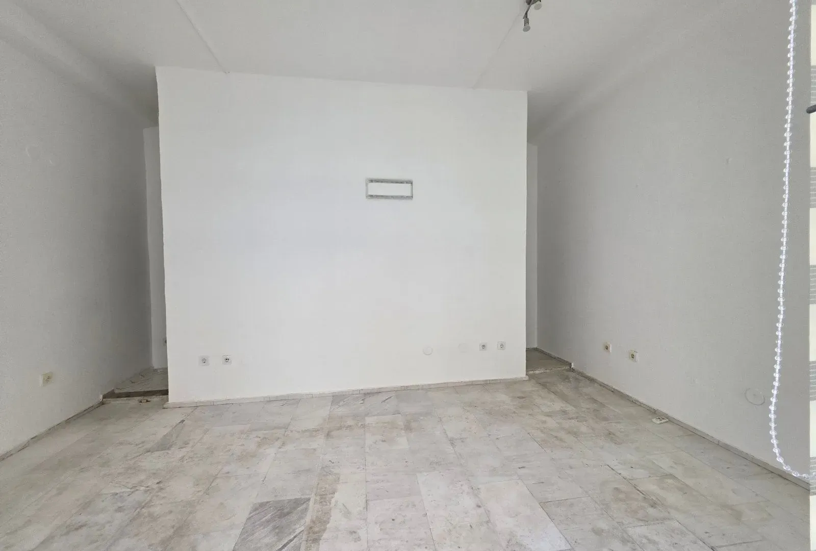 Sale, office space, 18m², Budva, Crna Gora
