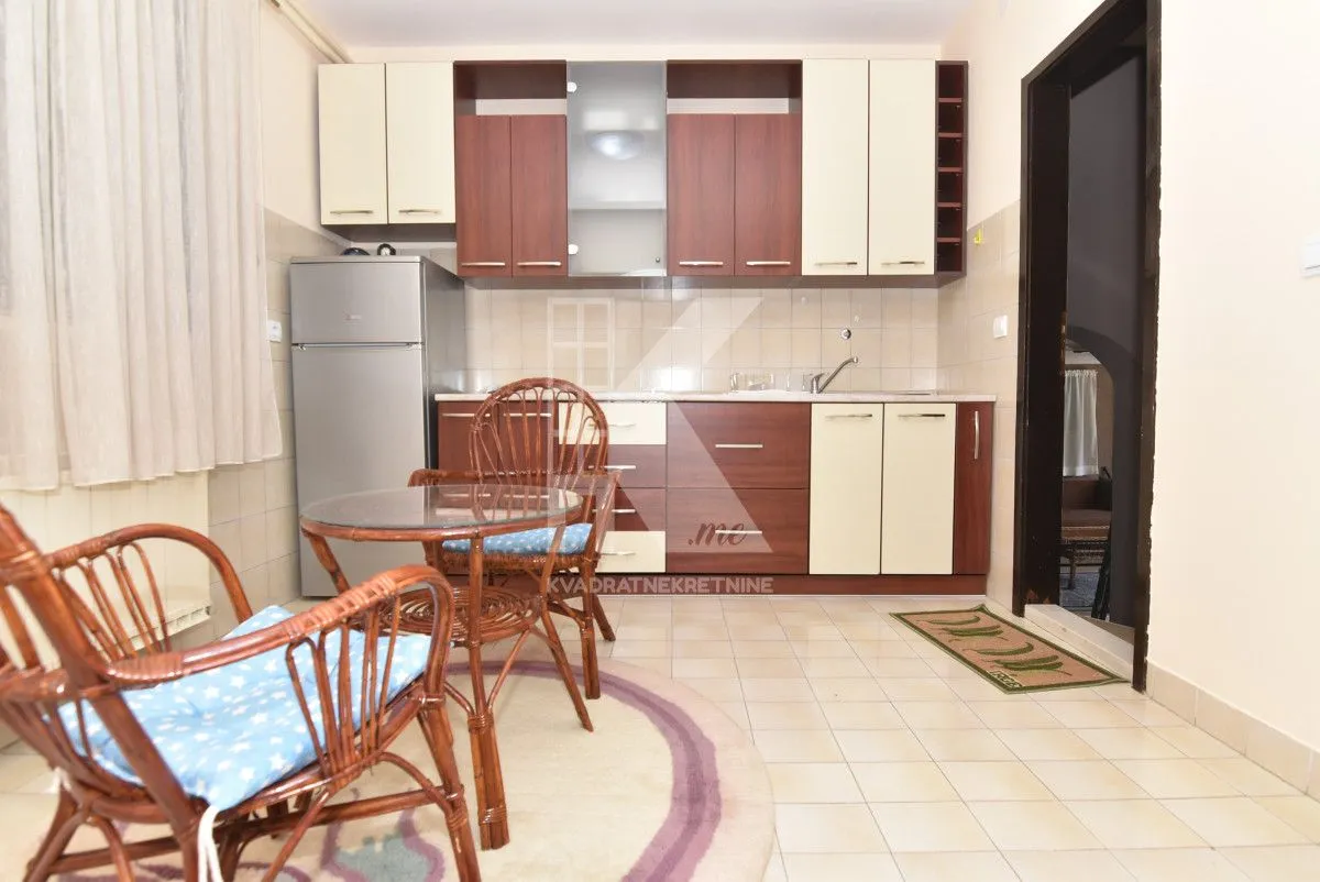 Rent, house, 200m², Stari Aerodrom, Podgorica