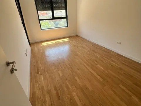 Izdavanje, jednosoban stan, 44m², Šušanj, Bar - image 3