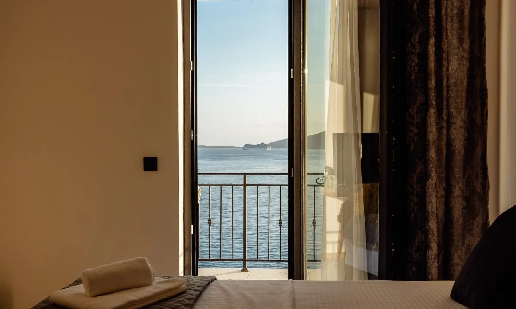 Prodaja, ugostiteljski objekat, 1000m², Kumbor, Herceg Novi