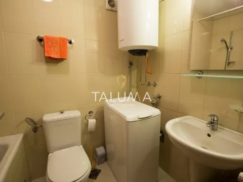 Izdavanje, dvosoban stan, 68m², Preko Morače, Podgorica - image 8