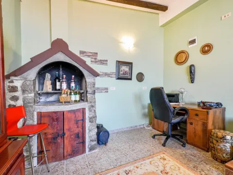 Prodaja, kuća, 130m², Krašići, Tivat - image 21