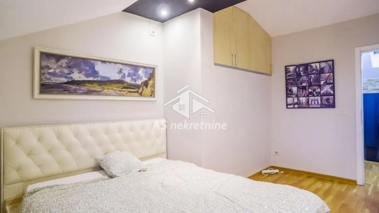 Rent, four bedroom apartment, 140m², Đeram Pijaca, Beograd
