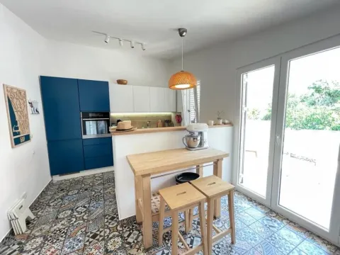 Sale, house, 199m², Bar, Crna Gora - image 2