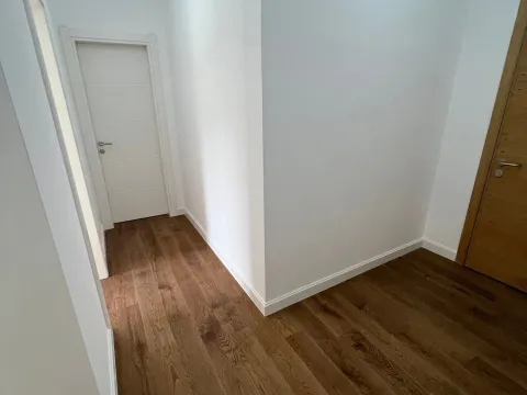 Sale, two bedroom apartment, 64m², Centar, Bar - image 8