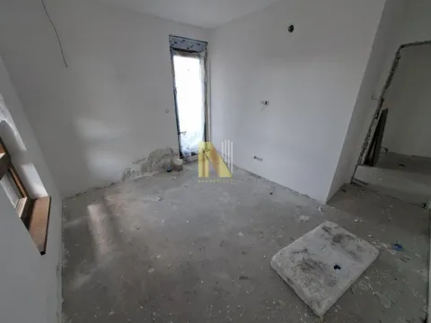 Sale, four bedroom apartment, 167m², Sremska Kamenica, Petrovaradin - image 10