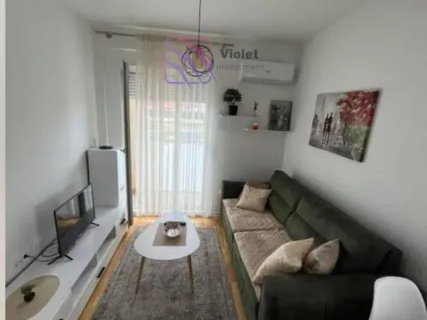 Rent, one bedroom apartment, 33m², Podgorica, Crna Gora - image 1