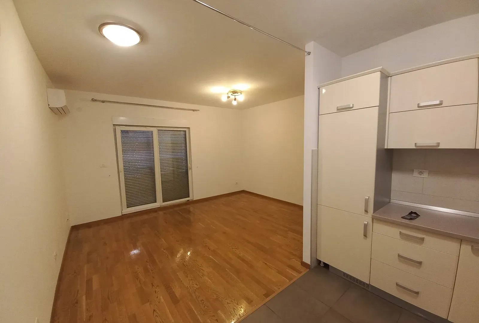 Rent, two bedroom apartment, 70m², City Kvart, Podgorica
